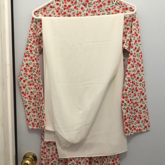 Vietnamese ao dài - Picture 3 of 3